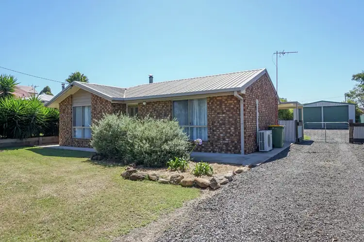 25 Balfour Street, Wyreema QLD 4352