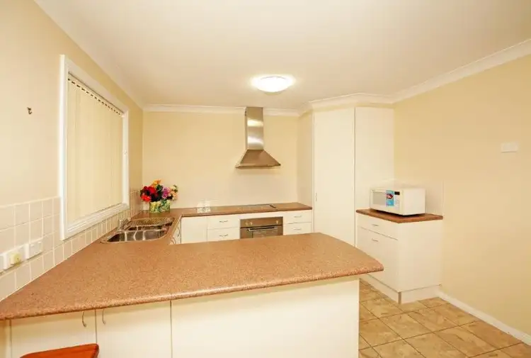 Sixth view of Homely house listing, 1/6 Banksia Place, Junee NSW 2663