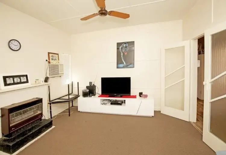 Fifth view of Homely house listing, 10 Fitzroy Street, Junee NSW 2663