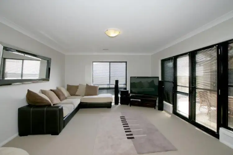 Sixth view of Homely house listing, 8 Brownlow Drive, Bourkelands NSW 2650