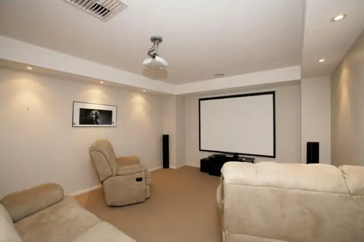 Seventh view of Homely house listing, 8 Brownlow Drive, Bourkelands NSW 2650