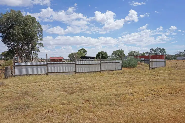 10 Crowther Street, Illabo NSW 2590