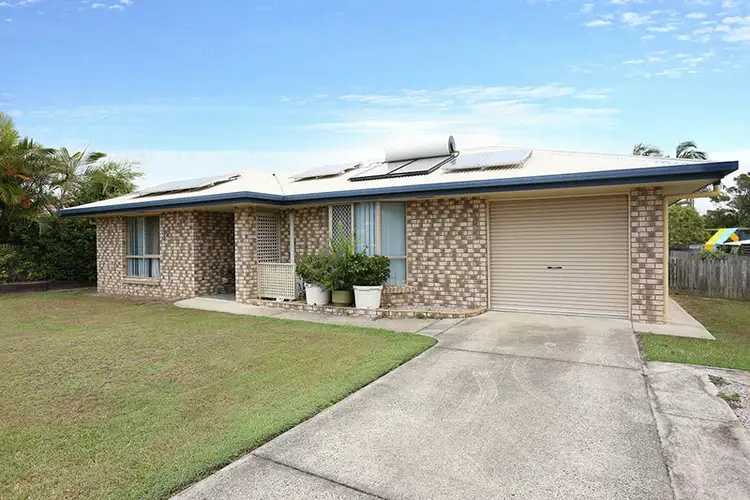 5 Trent Court, Sandstone Point QLD 4511