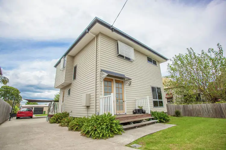 6 Videroni Street, Booval QLD 4304