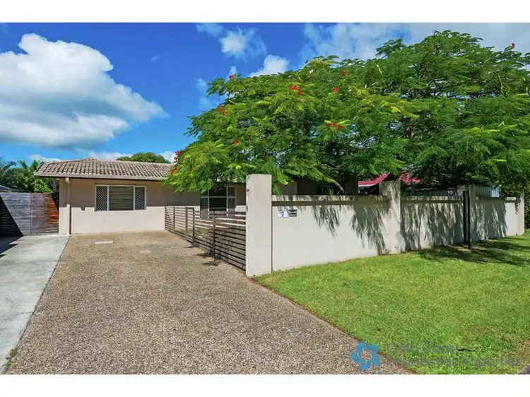 7 Fatsia Court, Elanora QLD 4221