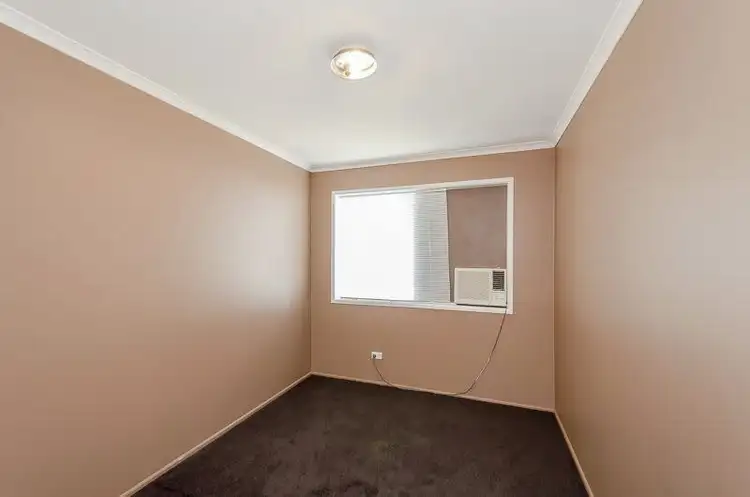 Sixth view of Homely unit listing, 4/95 Auckland Street, Gladstone Central QLD 4680