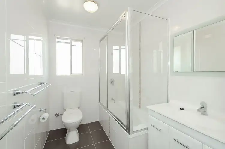 Seventh view of Homely unit listing, 4/95 Auckland Street, Gladstone Central QLD 4680