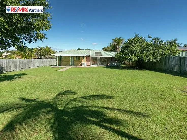 36 Ladbroke Cres, Urangan QLD 4655