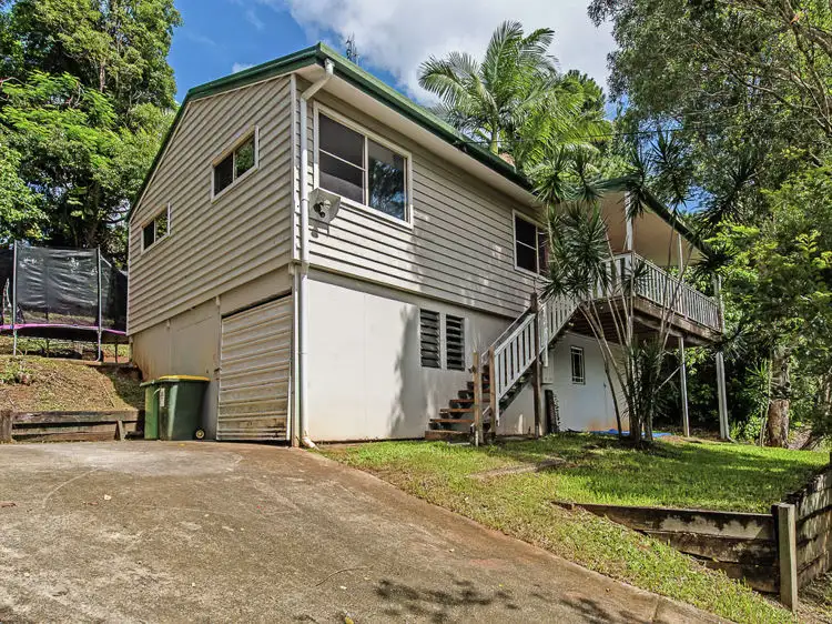 8 Bailey Street, Nambour QLD 4560