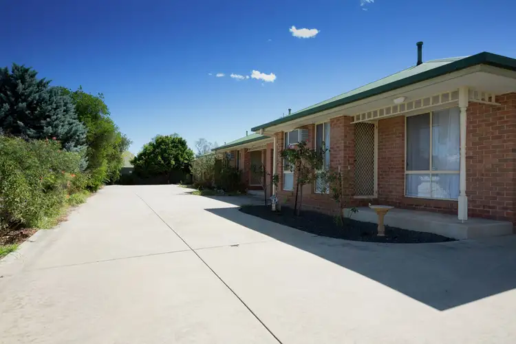 Main view of Homely unit listing, 4/2 Owen Court, Lavington NSW 2641