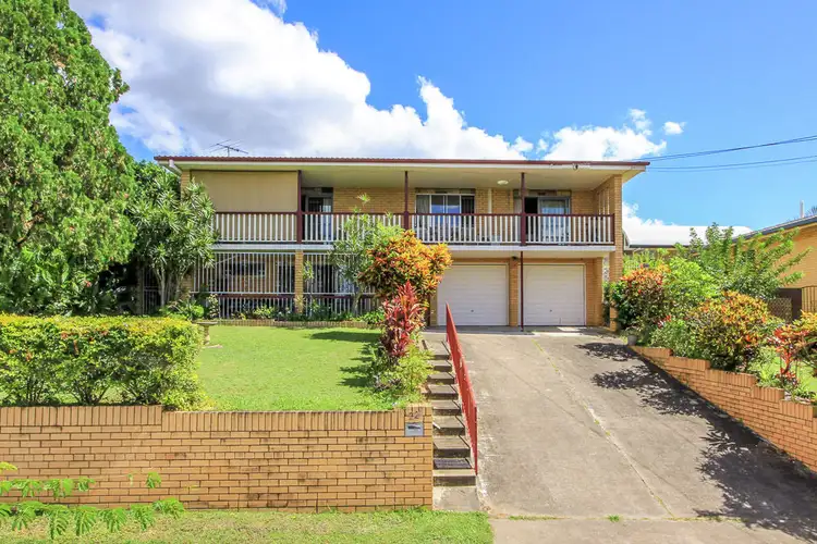 22 Valentia Street, Mansfield QLD 4122