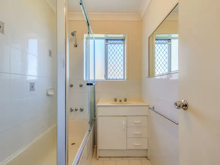 Fifth view of Homely unit listing, 25/7 Main Avenue, Coorparoo QLD 4151