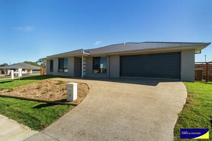 17 Spearmount Drive