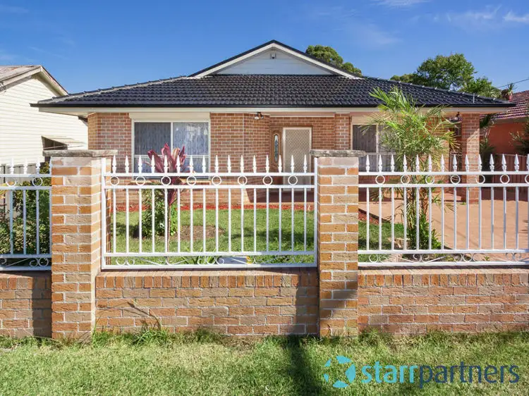 49 The Grove, Fairfield NSW 2165