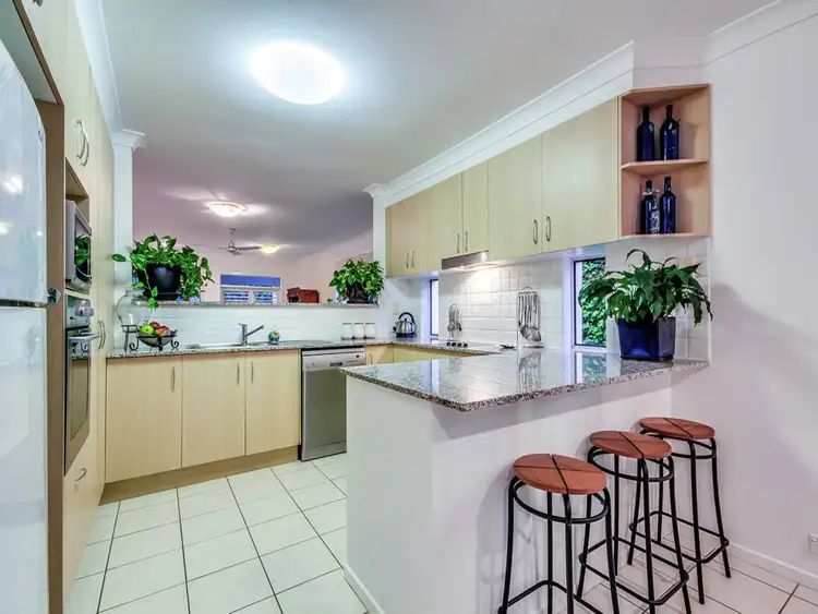 Second view of Homely house listing, 8 Woodland Crescent, Murarrie QLD 4172