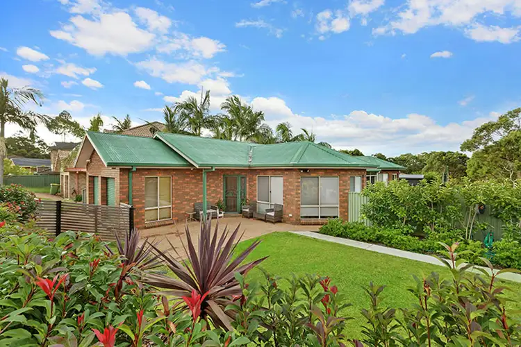 1 Twin lakes drive,, Lake Haven NSW 2263