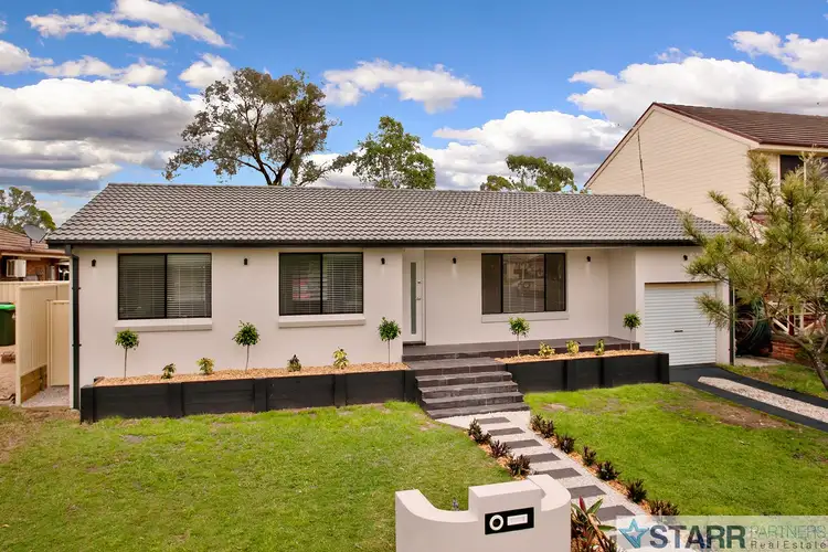 27 Andrew Thompson Drive, McGraths Hill NSW 2756