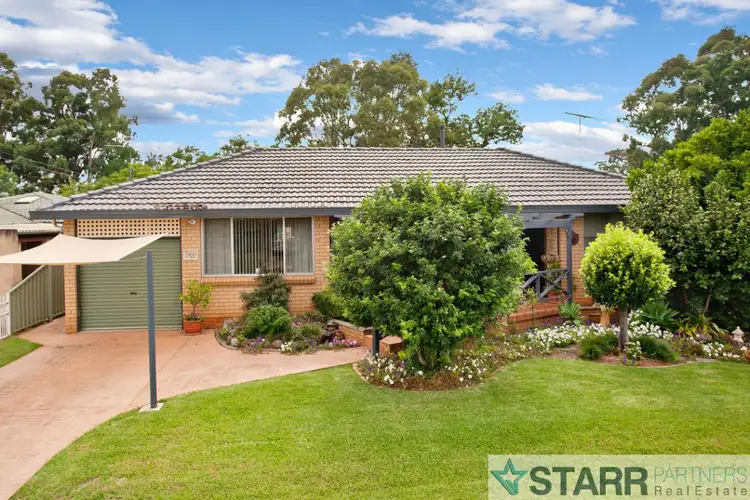18 Holborrow Avenue, Hobartville NSW 2753