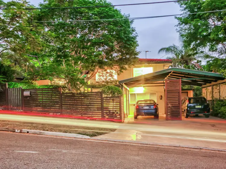 19 Condong Street, Mansfield QLD 4122