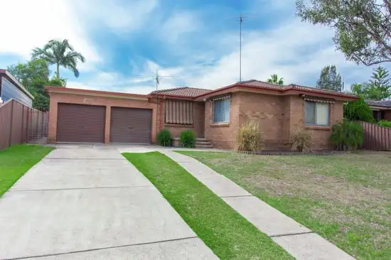 8 Pioneer Grove, Werrington Downs NSW 2747