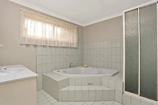 Sixth view of Homely house listing, 2 Alsop Place, Bligh Park NSW 2756