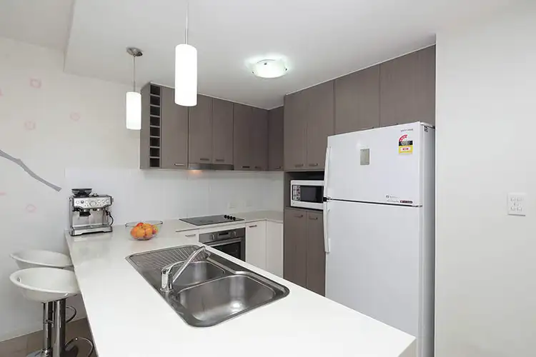 Third view of Homely unit listing, 2/28 Adelaide st, Carina QLD 4152