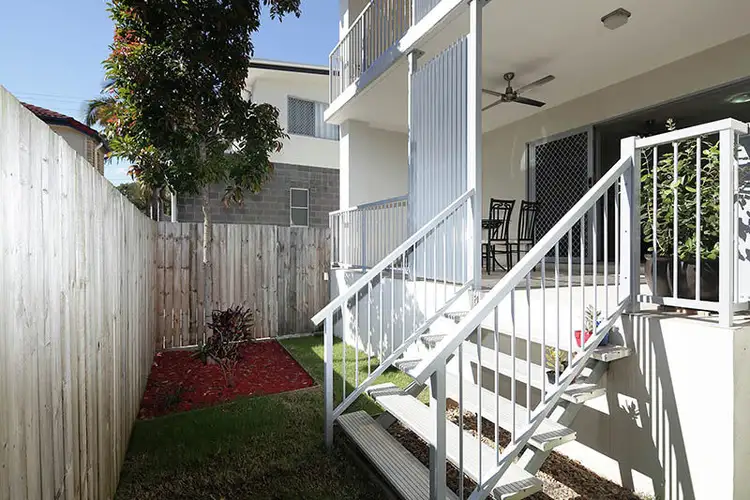 Fourth view of Homely unit listing, 2/28 Adelaide st, Carina QLD 4152