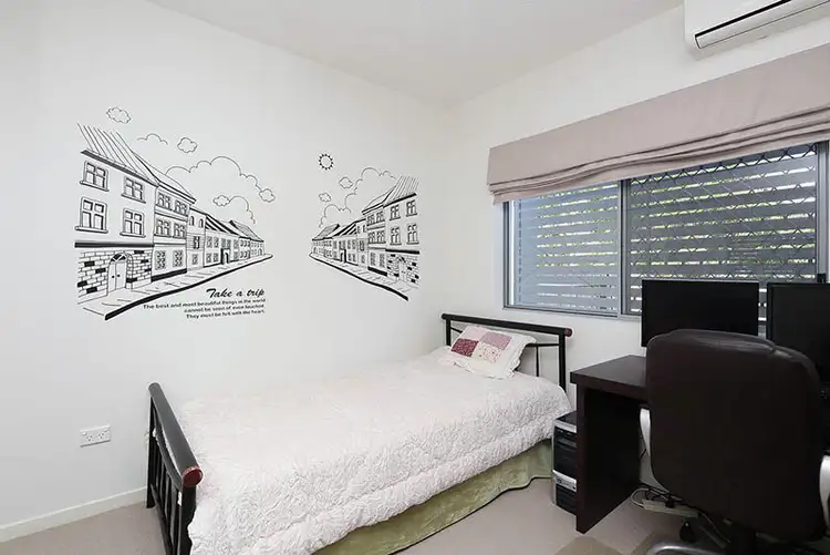 Seventh view of Homely unit listing, 2/28 Adelaide st, Carina QLD 4152