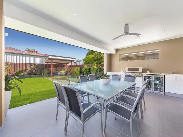 Third view of Homely house listing, 18 Parkview Avenue, Wynnum QLD 4178