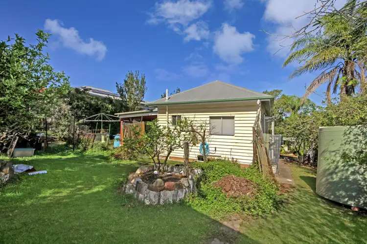 42 Lewis Street, Camp Hill QLD 4152