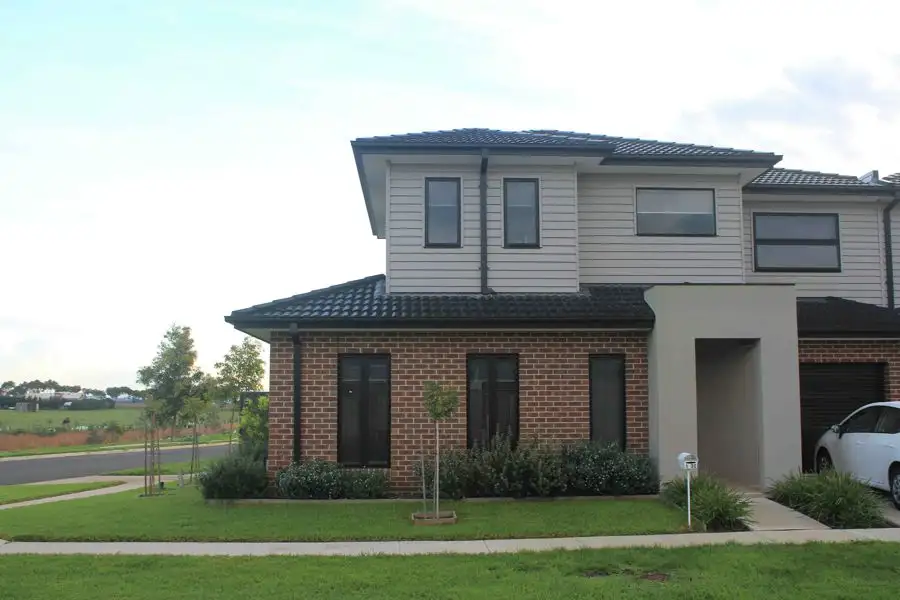 Main view of Homely house listing, 1/30 Billabong Crescent, Tarneit VIC 3029