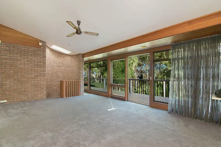 134 Marks Road, Gorokan NSW 2263