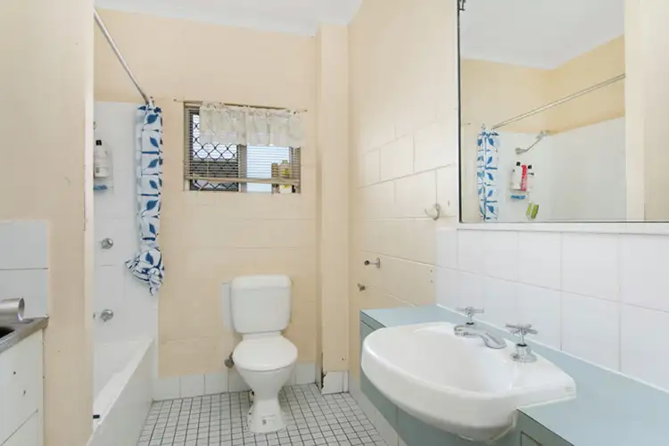 Sixth view of Homely unit listing, 28/7-9 Charlotte Close, Woree QLD 4868