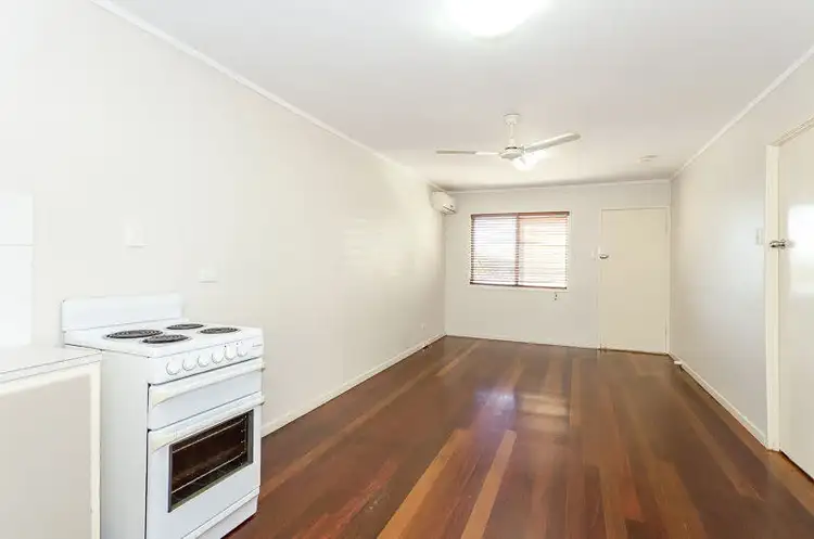 Sixth view of Homely semi-detached listing, 32 Herbertson Street, West Gladstone QLD 4680