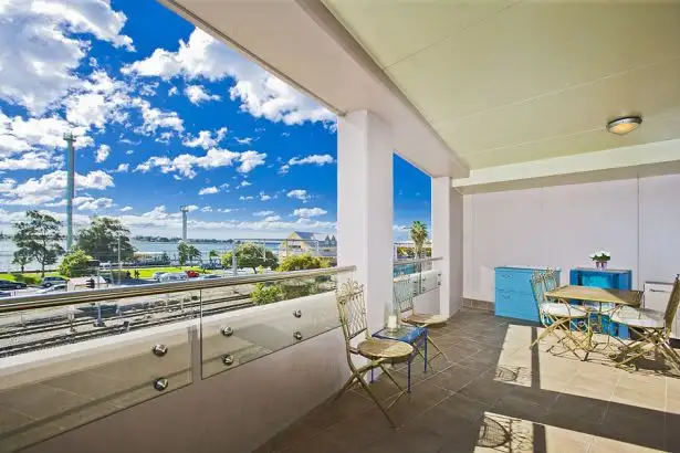 Main view of Homely unit listing, 7/200 Hunter Street, Newcastle NSW 2300