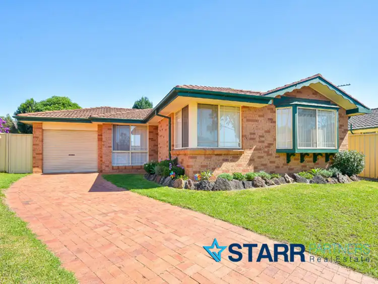 24 Elliot Street, St Helens Park NSW 2560