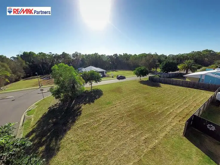 2 Wave Court, Toogoom QLD 4655