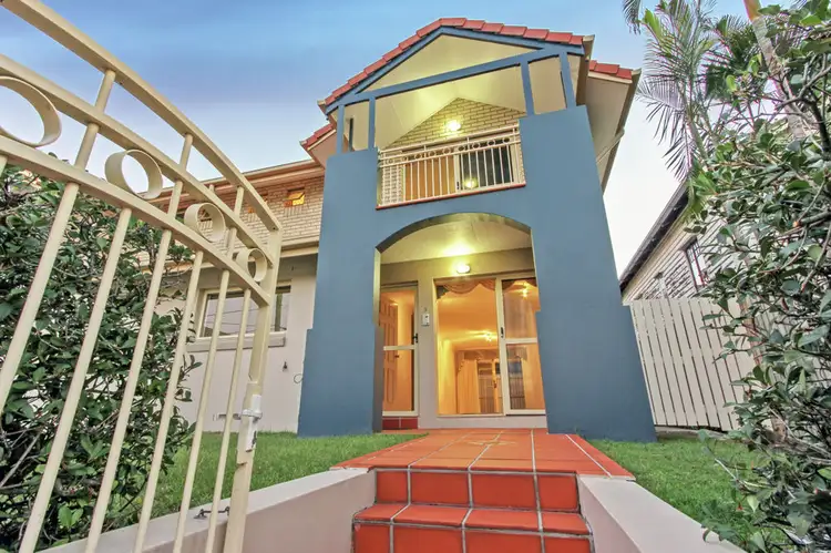 3/55 Wellington Street, Coorparoo QLD 4151