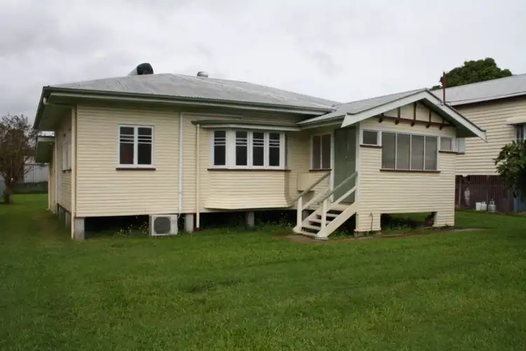 13 Grosvenor Street (OLD), Maryborough QLD 4650