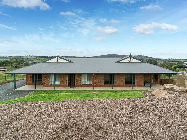 135 Burnbank Way, Mount Barker SA 5251