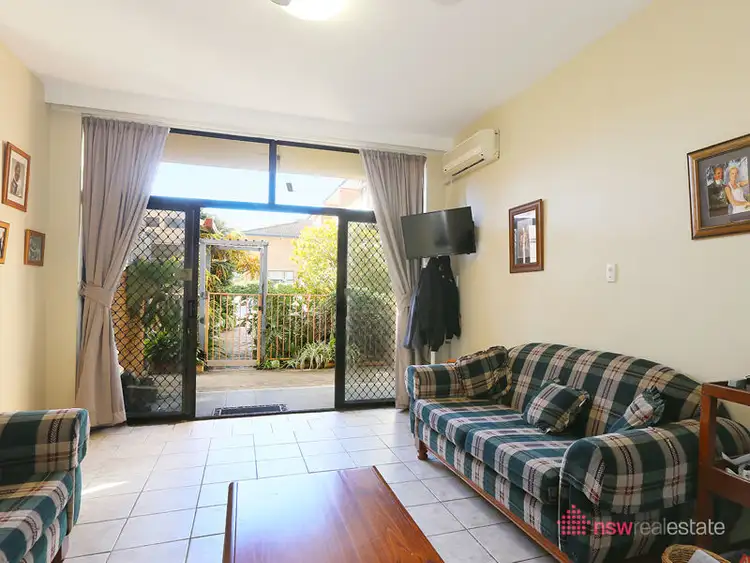 Fourth view of Homely unit listing, 1/27-29 Ocean Parade, Coffs Harbour NSW 2450