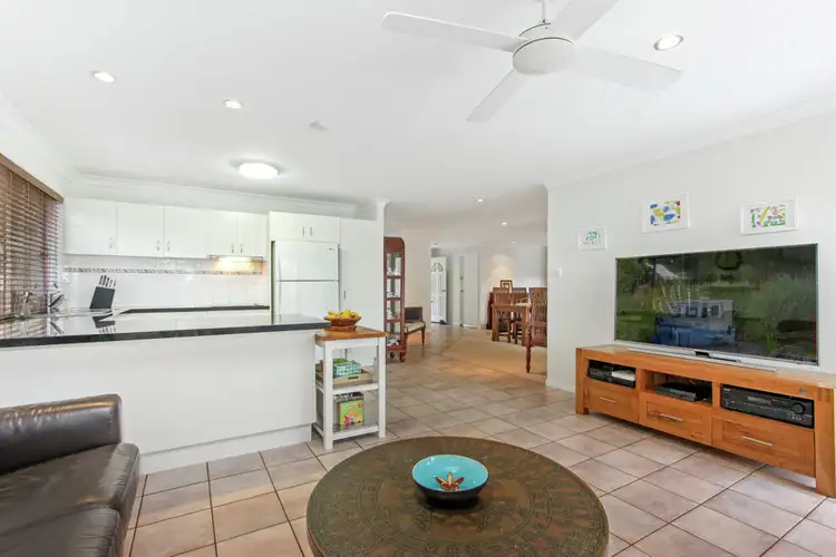 Sixth view of Homely house listing, 2 Camelot Crescent, Middle Park QLD 4074