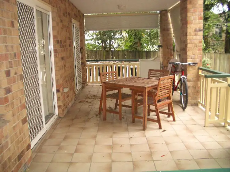 4/47 Douglas Street, Greenslopes QLD 4120