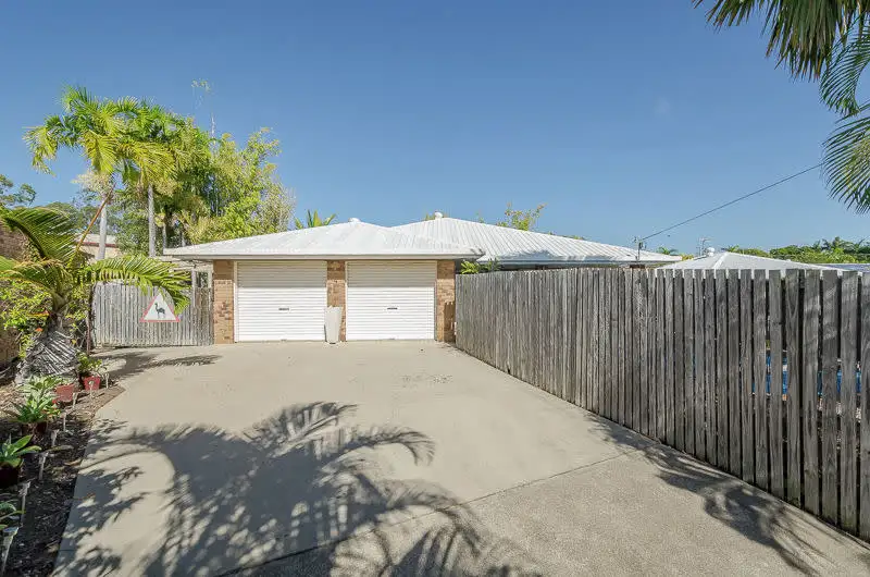 Main view of Homely house listing, 4 Carpentaria Close, Clinton QLD 4680