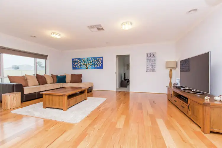 Sixth view of Homely house listing, 10 Cootamundra Boulevarde, Estella NSW 2650