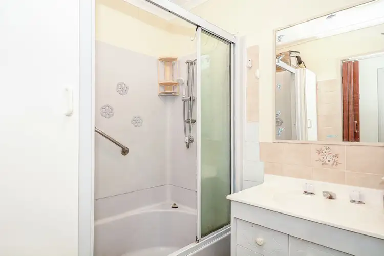 Sixth view of Homely unit listing, 17/96 Beerburrum Street, Battery Hill QLD 4551