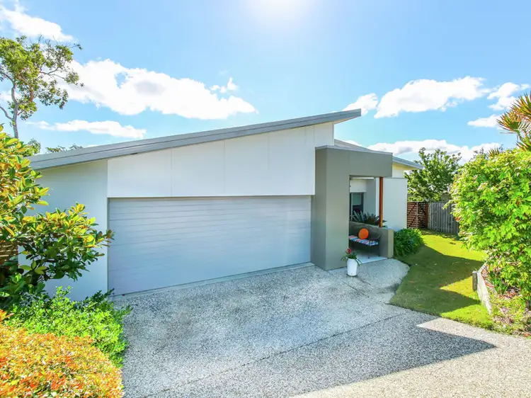 10 Paradise Drive, Coomera QLD 4209