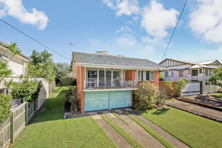 43 Lancaster Street, Coorparoo QLD 4151