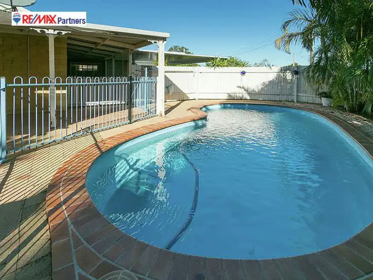 Fourth view of Homely house listing, 5 Carmel Ct, Point Vernon QLD 4655