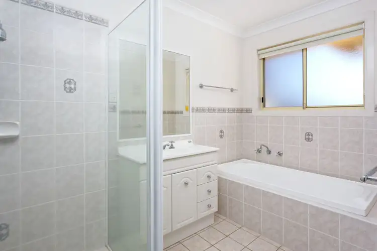 Sixth view of Homely house listing, 2 Woomera Place, Glenfield Park NSW 2650